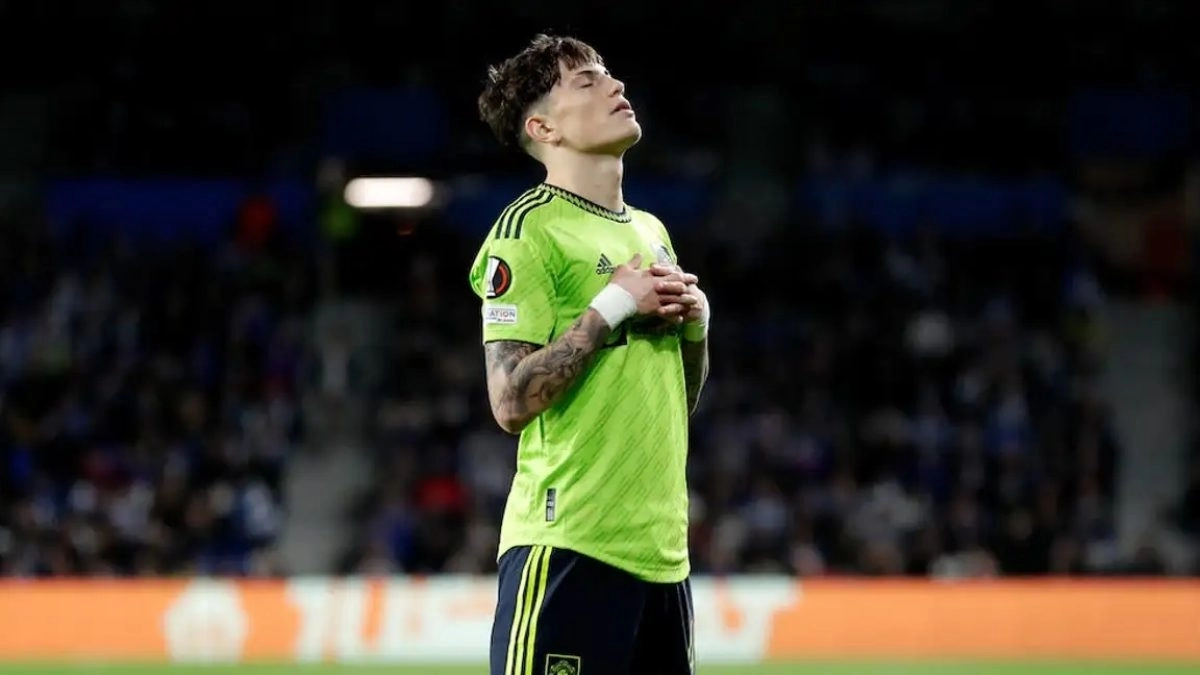 Alejandro Garnacho celebrates a goal scored with Manchester United