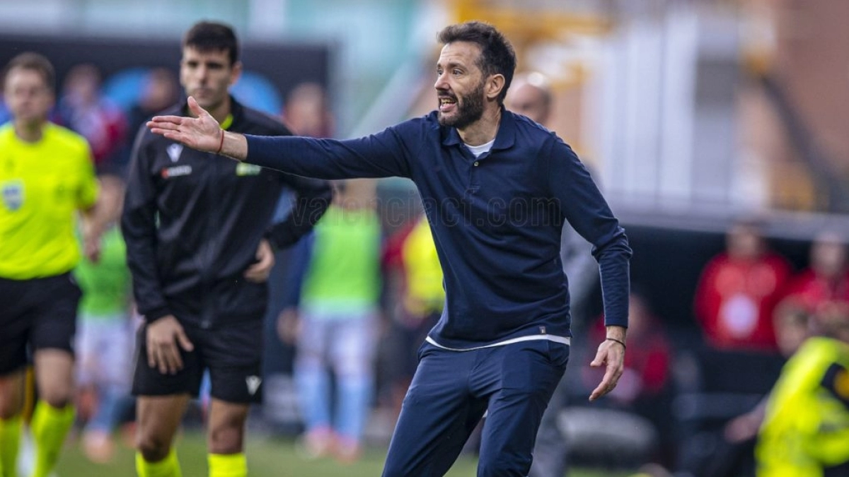 El Valencia CF se lanza a por un central de nivel a coste cero | SempreValencia