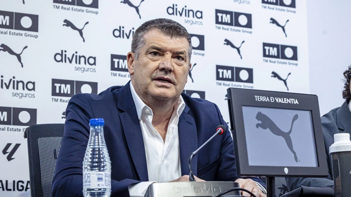 Ron Gourlay confirms the signing of Justin de Haas / ValenciaCF