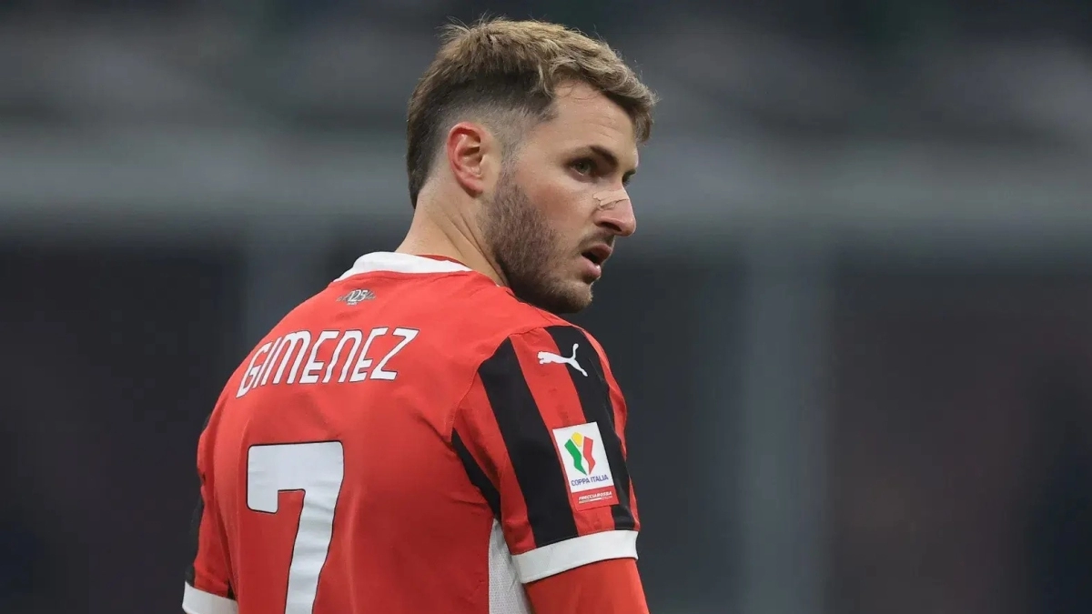 **Giménez could leave Milan in the summer / Sportingpedia**