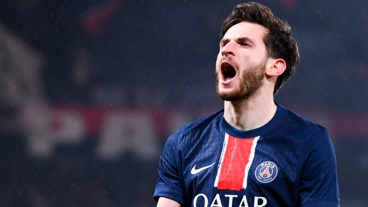 Arsenal wants to break the market with the signing of Kvaratskhelia.