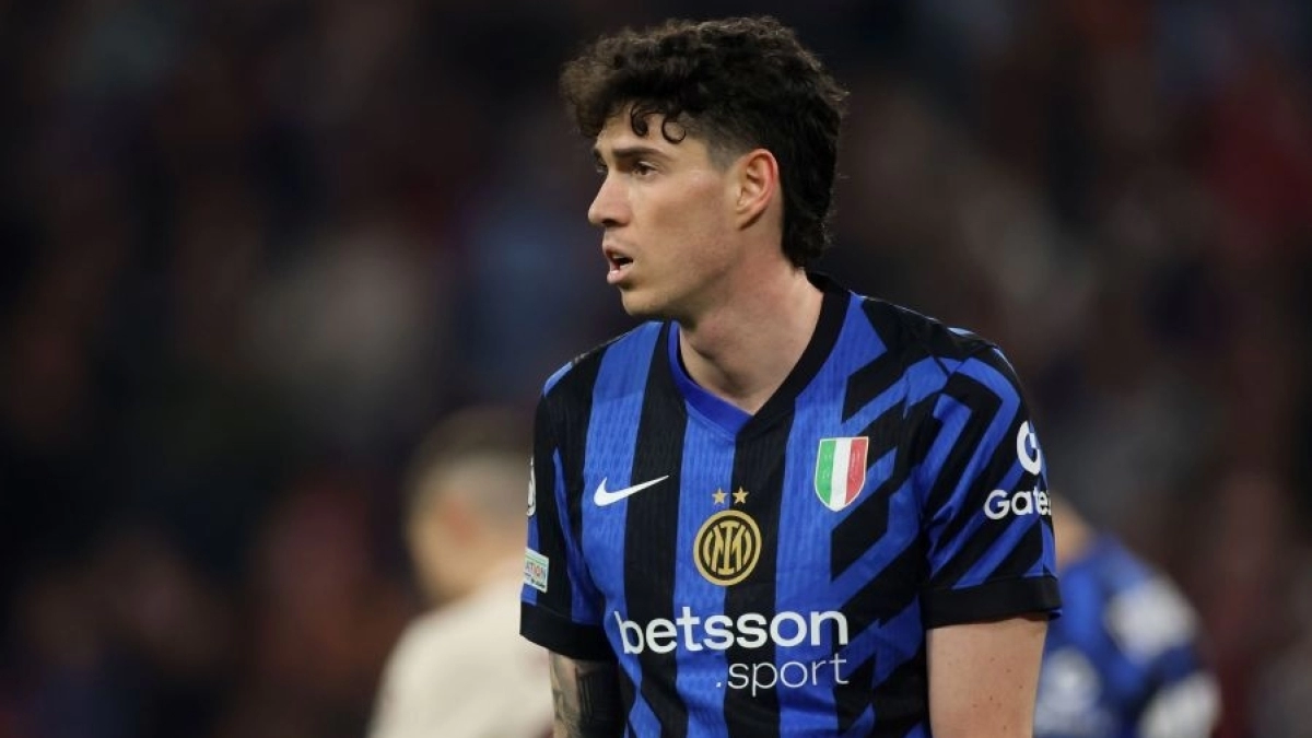 Bastoni corre peligro para el Barcelona / Sempreinter