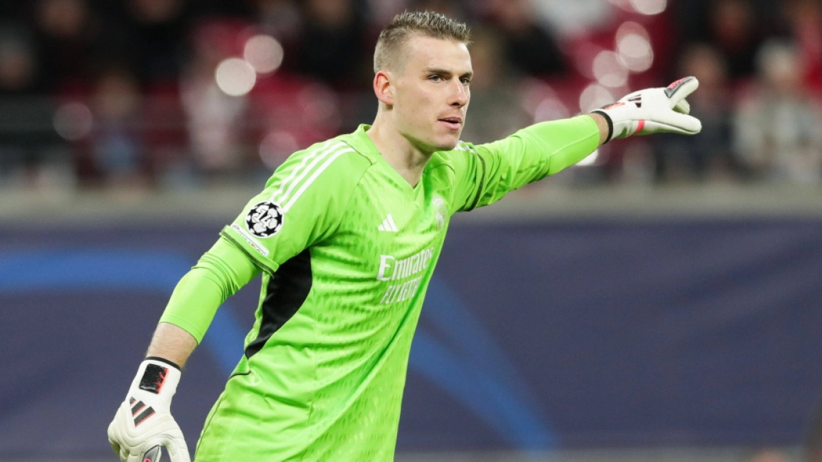 Real Madrid recibe una oferta de 20M€ por Andriy Lunin