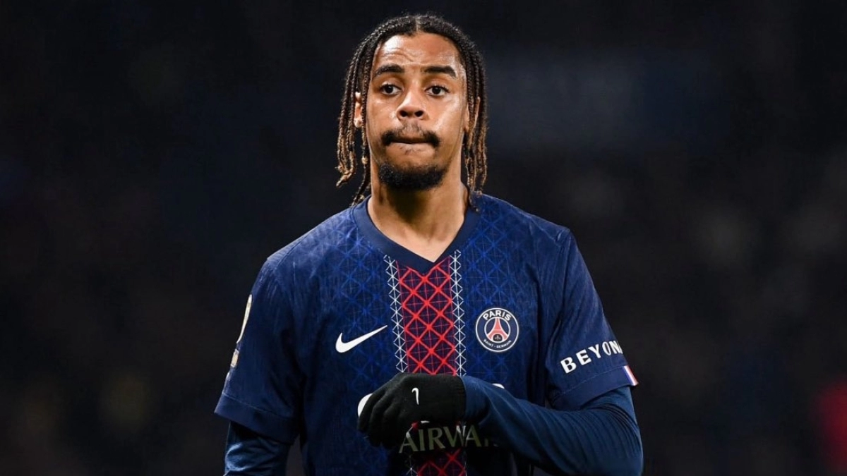 Bradley Barcola acerca su futuro al Barcelona