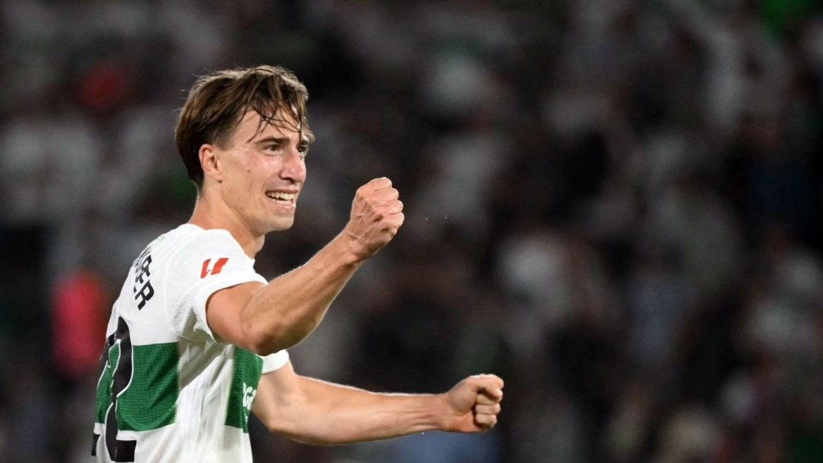 David Affengruber celebra un gol del Elche