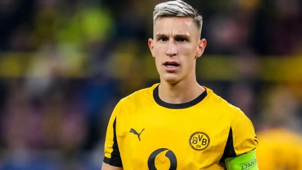 Nico Schlotterbeck, center back of Borussia Dortmund