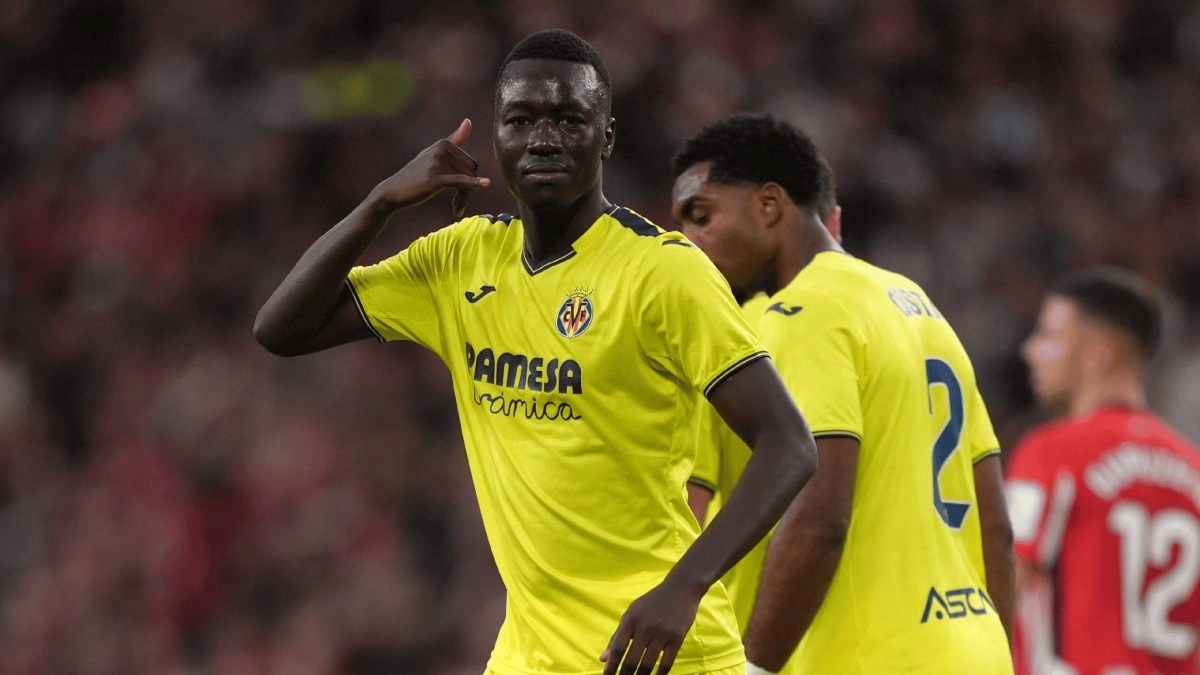 Pape Gueye celebra un gol anotado con el Villarreal