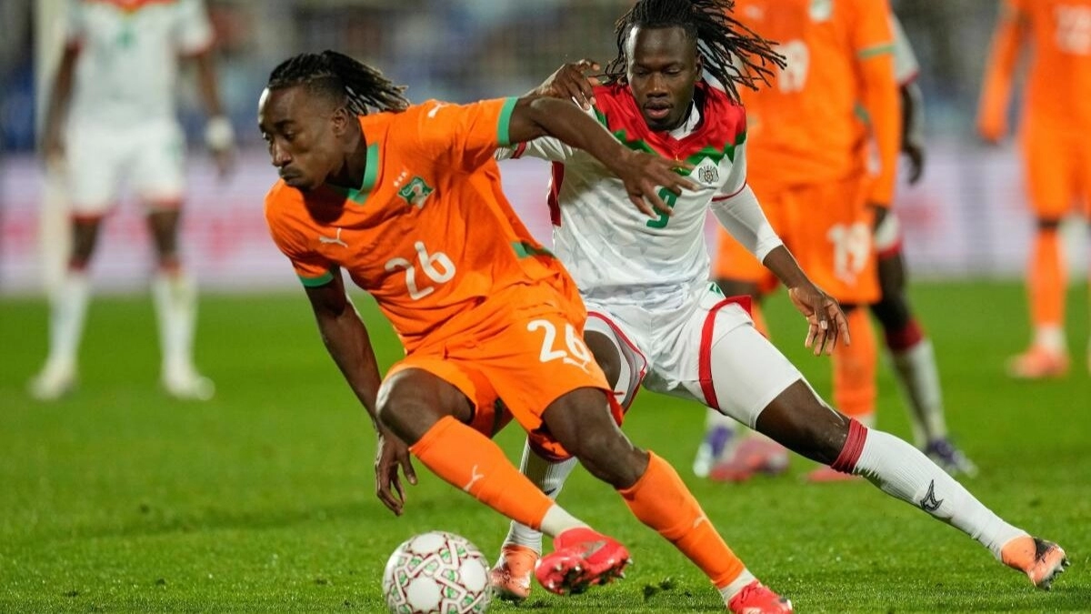 Yan Diomande during a match with the Ivory Coast national team
