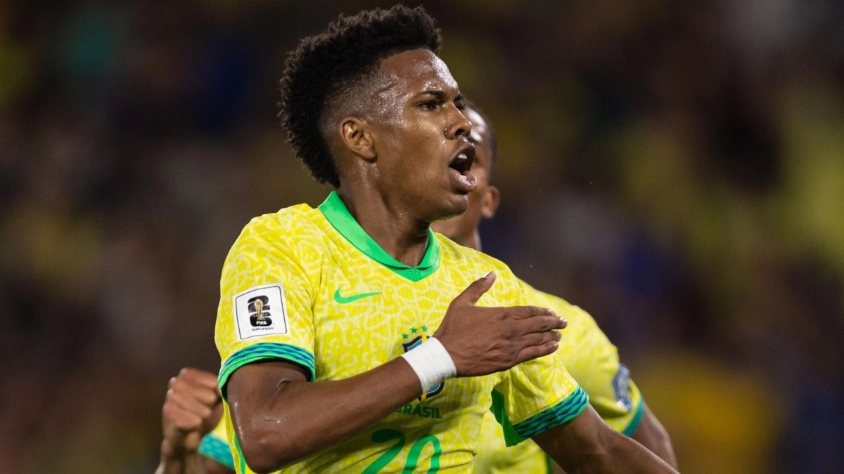 El Liverpool apunta al fichaje de Estevao / BBC
