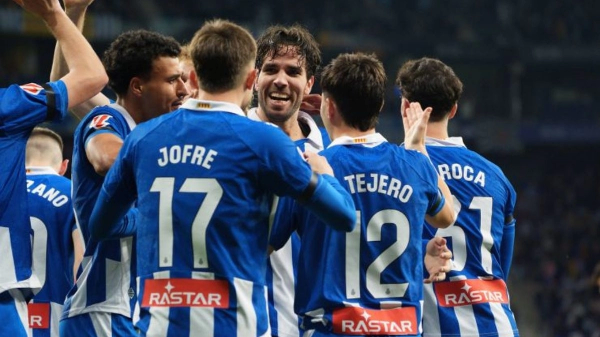 Espanyol players celebrate a goal