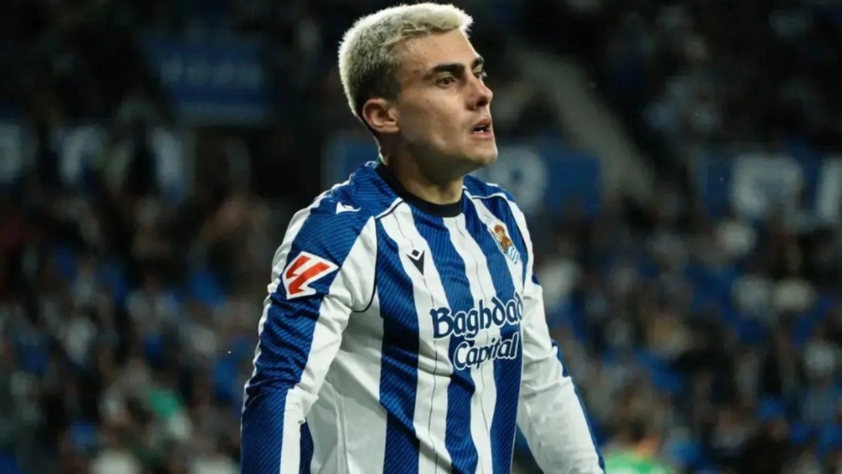 Ander Barrenetxea durante un partido con la Real Sociedad