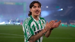 Bellerín podría rescindir contrato con el Arsenal para volver al Betis