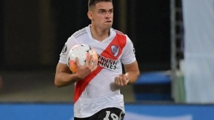 Los tres delanteros que vigila River para suplir a Borré