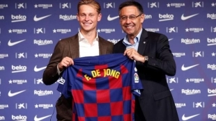 Estudian la posible ilegalidad en el contrato de De Jong con Bartomeu / Cadenaser.com