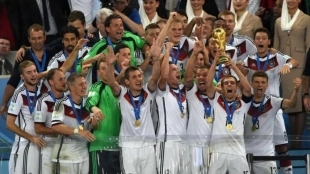 Se retira un nuevo Campeón del Mundo con Alemania 2014. Foto: Ecuagol