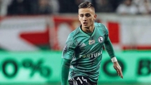 El Real Betis ata a la perla polaca. Foto:BeSoccer