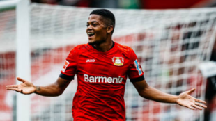 "Chelsea, City y United preguntan por Leon Bailey. Foto: Getty Images"