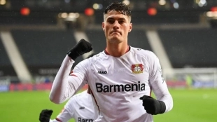 Los dos clubes grandes Premier League que quieren a Shick