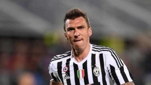 Mario Mandzukic rechazó la oferta de un equipo de la Premier League