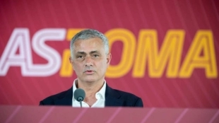 Mourinho le pide a la Roma los fichajes de 3 descartes del United