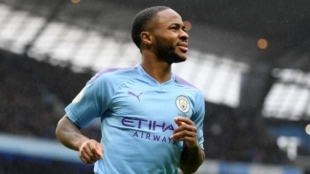 El Arsenal aprieta por Raheem Sterling y ofrece a 3 jugadores en el intercambio "Foto: The Sun"