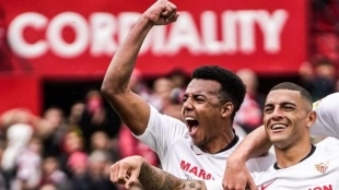 El Real Madrid pasa de Diego Carlos a Koundé. Foto: La Colina de Nervión