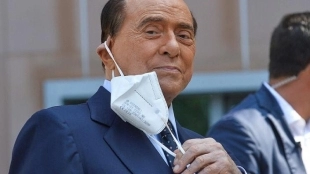 Rumores de fichajes: Berlusconi quiere un futbolista del Sevilla / Elmundo.es