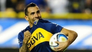 Tévez, delantero de un once de muchos kilates.