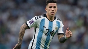 Mendes tiene dos MEGA-OFERTAS por Enzo Fernández / Mirror.co.uk
