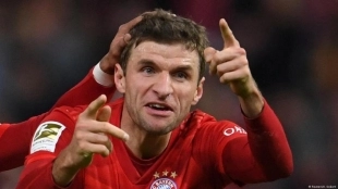 Thomas Muller, un millonario problema para el Bayern / DW.de