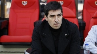 Las 3 sorprendentes opciones del Rayo para suplir a Iraola