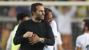 El jugador que tiene un pie y medio fuera del Valencia / Levante-Emv