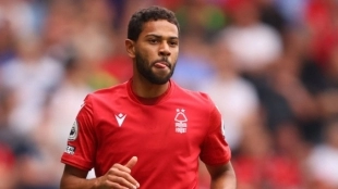 El Atlético sigue buscando salida a Renan Lodi