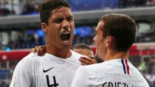 Arabia quiere seguir rompiendo el mercado: Ofertas millonarias por Griezmann y Varane
