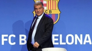'Guerra' entre Barcelona y Real Madrid por el goleador de moda / 