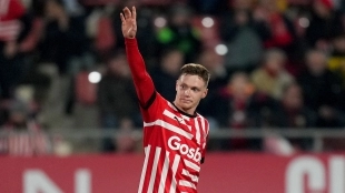 El Barcelona se une a la carrera por Tsygankov