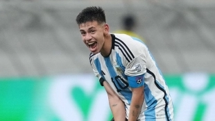 La razón por la que se cayó el fichaje de Claudio Echeverri por el FC Barcelona