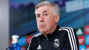 Carlo Ancelotti, coach of Real Madrid, with his sights set on Yarek.