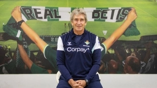 Juanmi no convence a Pellegrini en su vuelta al Betis / Relevo