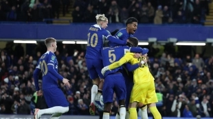 Los jugadores del Chelsea celebran un pase de ronda