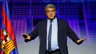 El inesperado negocio que beneficiará al Barcelona gracias al Manchester United | MARCA