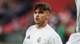 Raúl Asencio no quiere marcharse del Real Madrid / El Confidencial