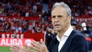 Sevilla has four options for their bench / ABC