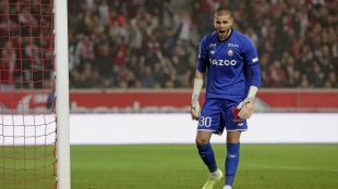 Lucas Chevalier, goalkeeper of Lille.