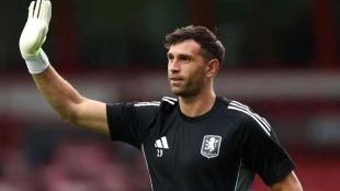 Unai Emery frena la salida del Dibu Martínez del Aston Villa