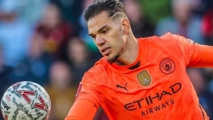 Manchester City, on the verge of selling Ederson / Successor