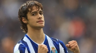 <p>Rodrigo Mora celebrating the victory with FC Porto</p>