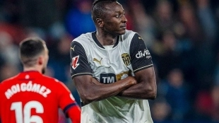 Valencia launches a GREAT OFFER for Umar Sadiq