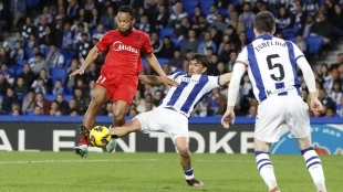 Sevilla and Real Sociedad battle for a cost-free signing