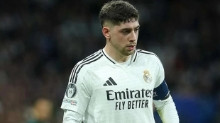 Crisis at Real Madrid: Xabi Alonso requests Federico Valverde's departure.